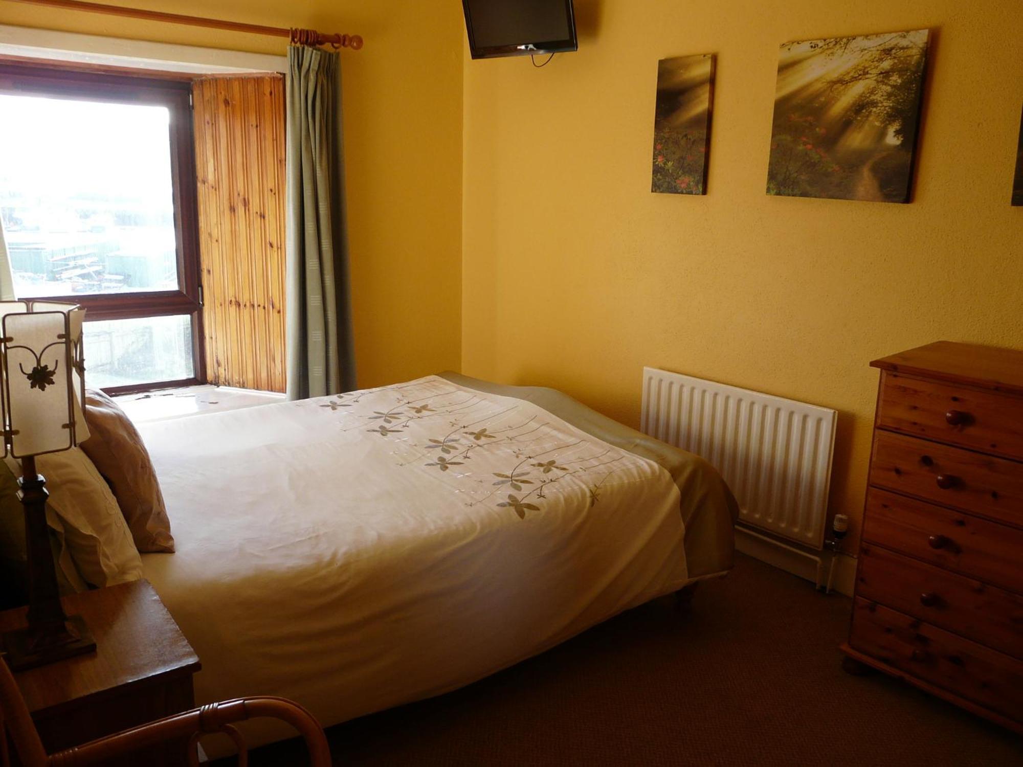 Murphy'S Pub And Bed & Breakfast Dingle Rom bilde